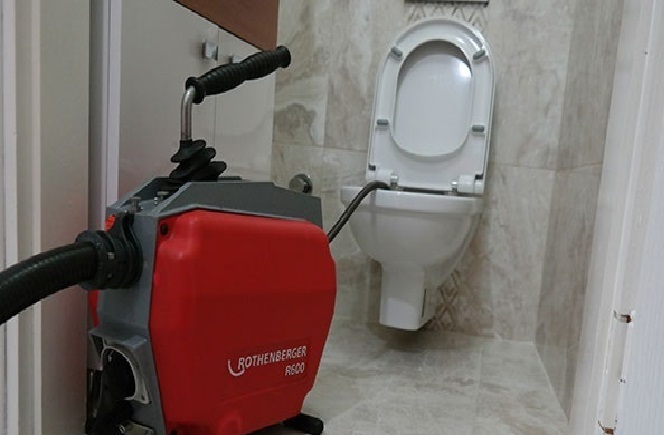 Kemerburgaz Mutfak Lavabo Tikali Boru Açma